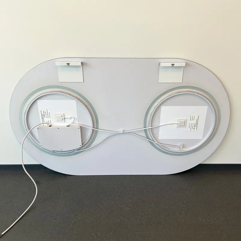 DEMOSPEIL (105) Ovalt baderomsspeil med LED-belysning og anti-dugg, 120x70cm