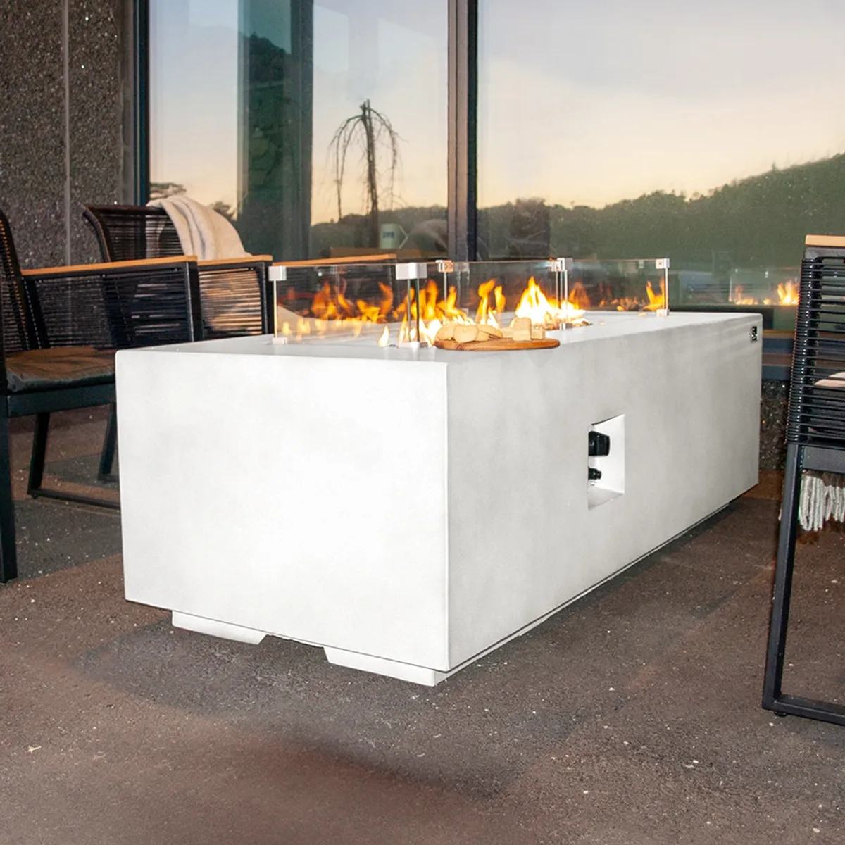 Arctic A-601 gassdrevet peisbord, ANTIQUE WHITE