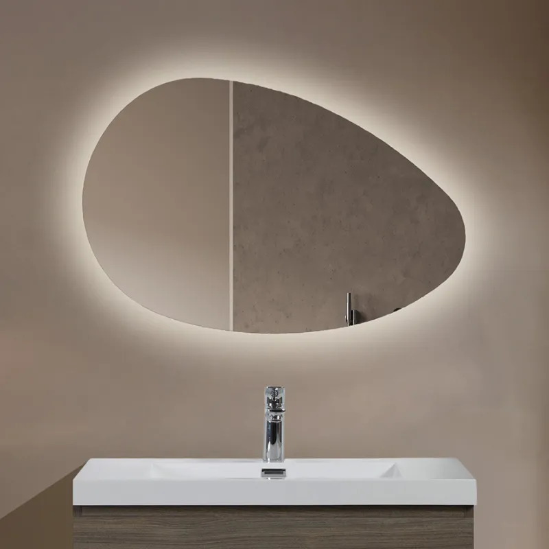 Badnor Lucy baderomsspeil (80cm) m/LED-belysning - eggformet