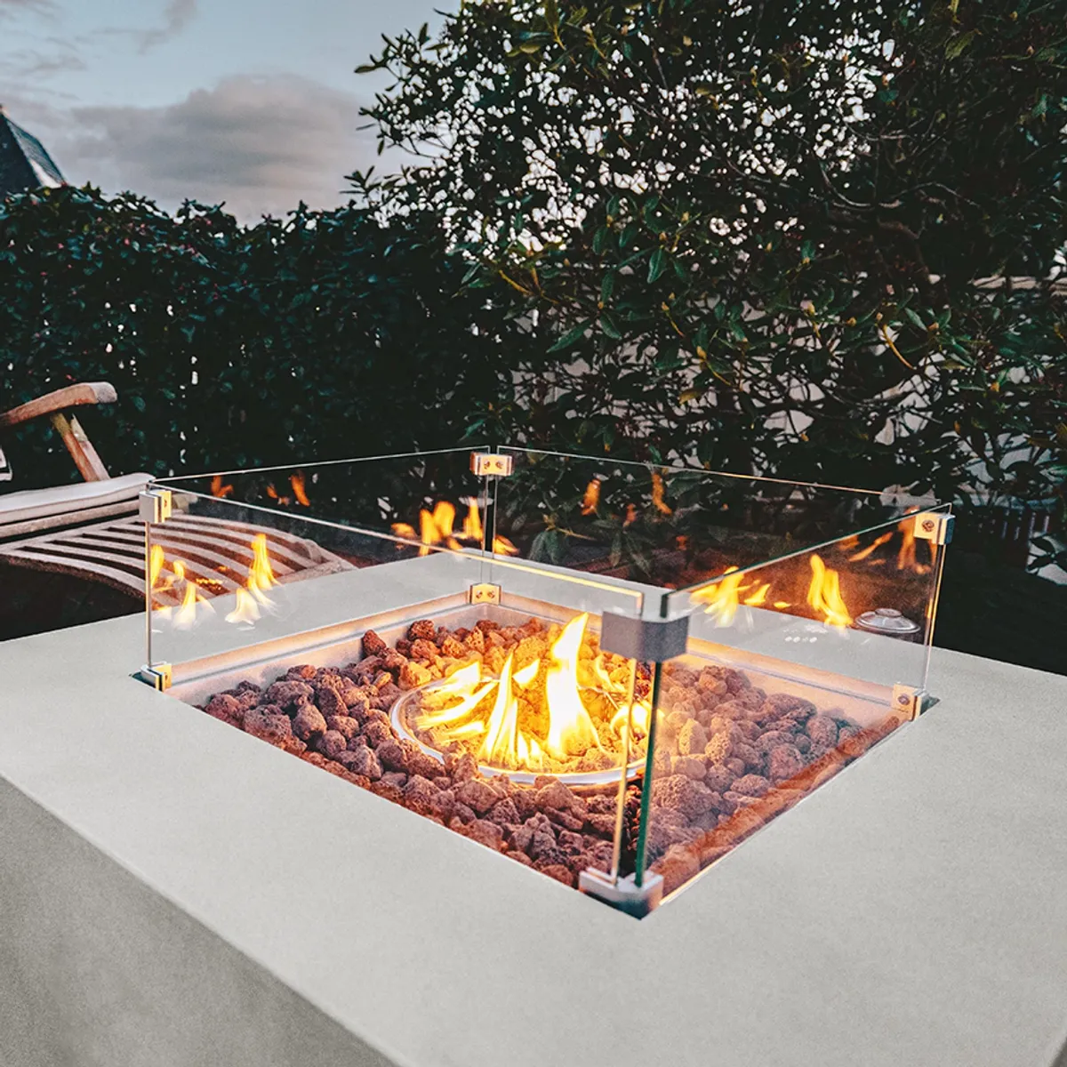 Arctic A-401 gassdrevet peisbord, ANTIQUE WHITE